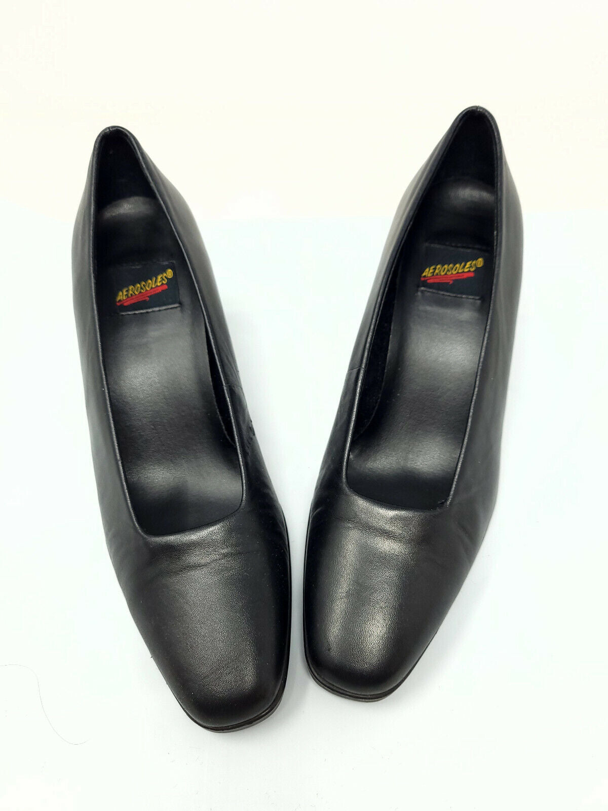 Aerosoles Womens Size 7 Black Leather Slip On 2.5" Heel Pumps
