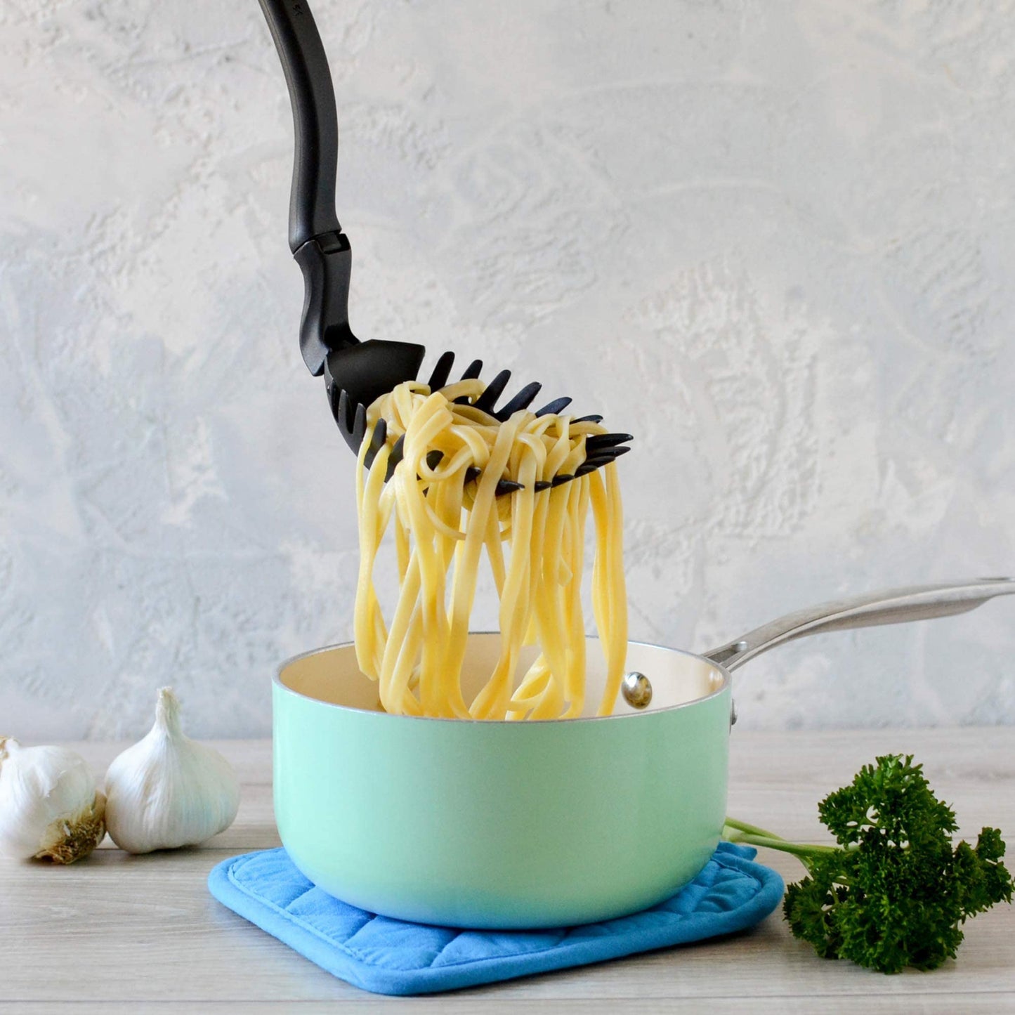 Dreamfarm Holey Spadle | Non-Stick Cooking Spoon & Serving Ladle with Holes | Black