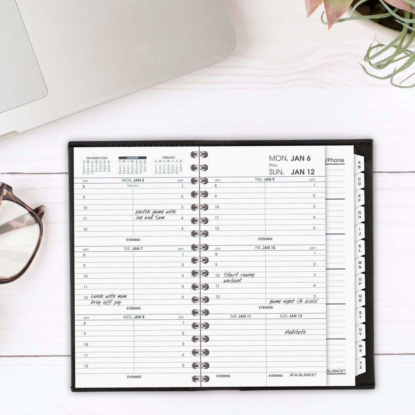 AT-A-GLANCE 2025 Appointment Book Planner, Weekly, Refillable, 3-1/4" x 6-1/4", Pocket Size, Black (700080525)