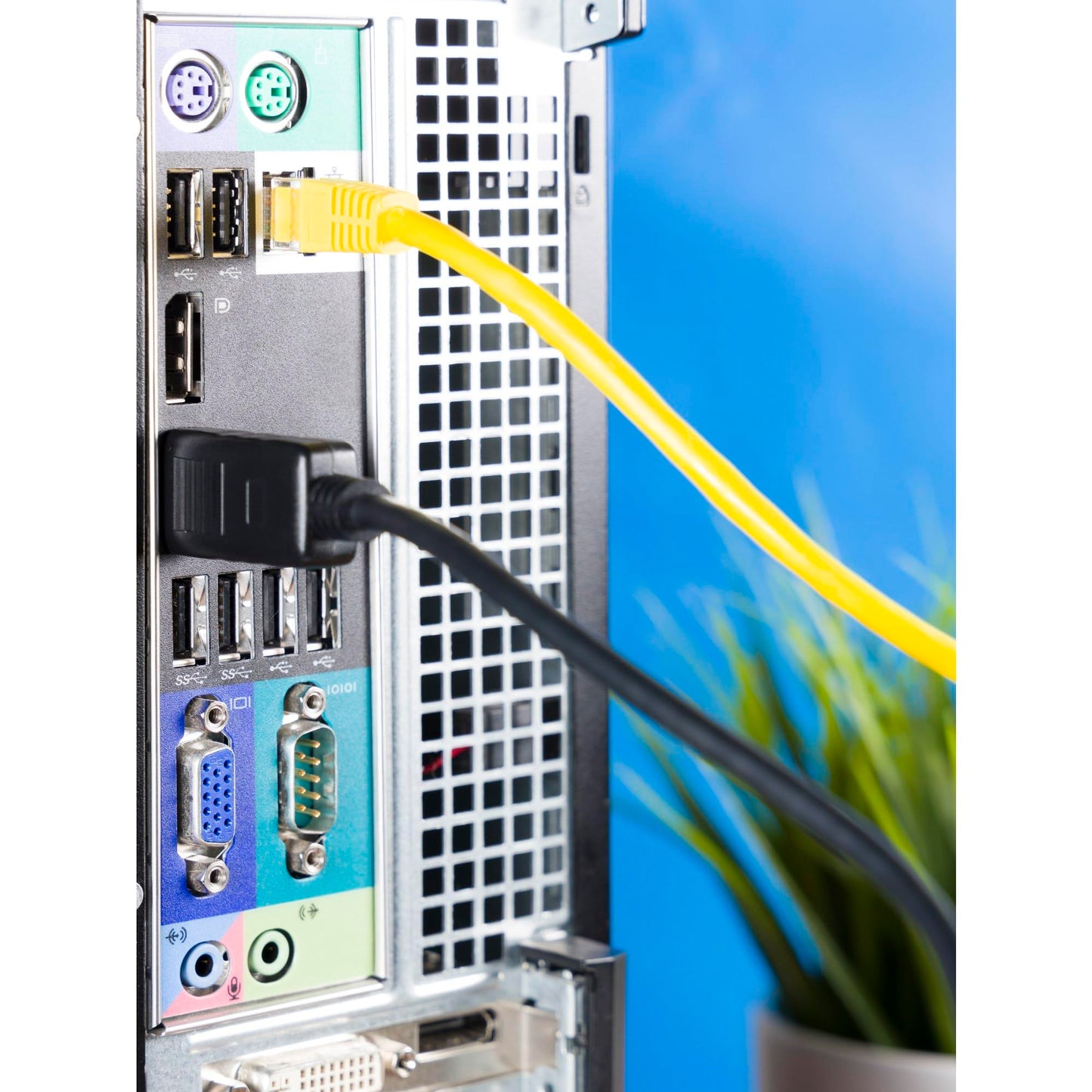 Ativa� Cat 5e Crossover Cable, 10�, Yellow, 26879