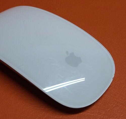 Genuine Apple Magic Mouse - White Multi-Touch Surface A1657 *Working*