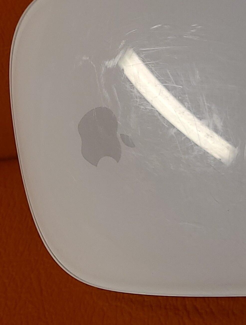 Genuine Apple Magic Mouse - White Multi-Touch Surface A1657 *Working*