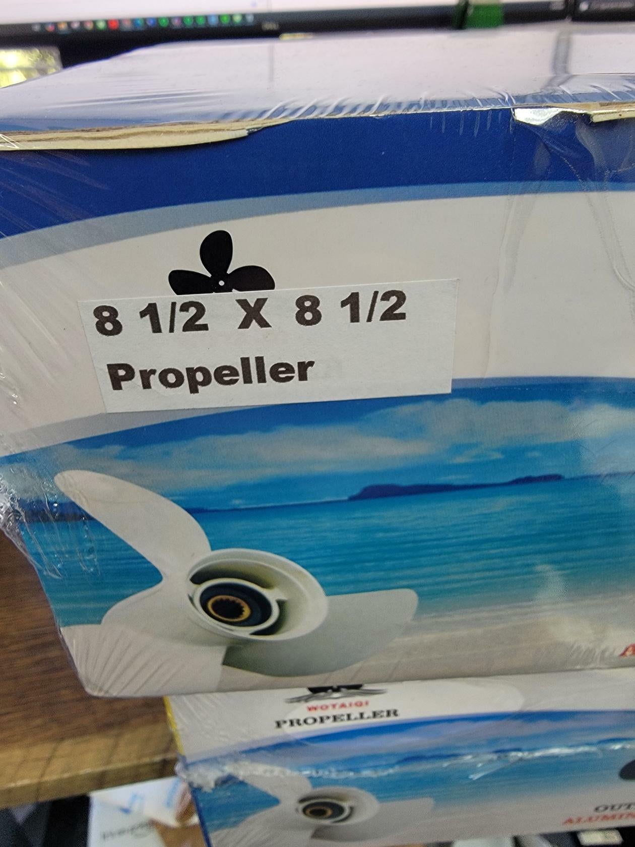 WOTAIQI Yamaha Compatible Propeller for Boat 6hp 8hp F6 F8 / Boat 8 1/2x8