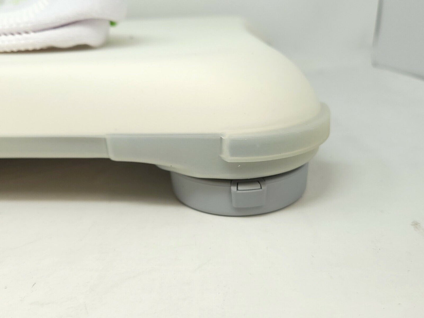 Nintendo Wii Fit Plus with Balance Board - Silicone Grip -CASE- Complete In Box