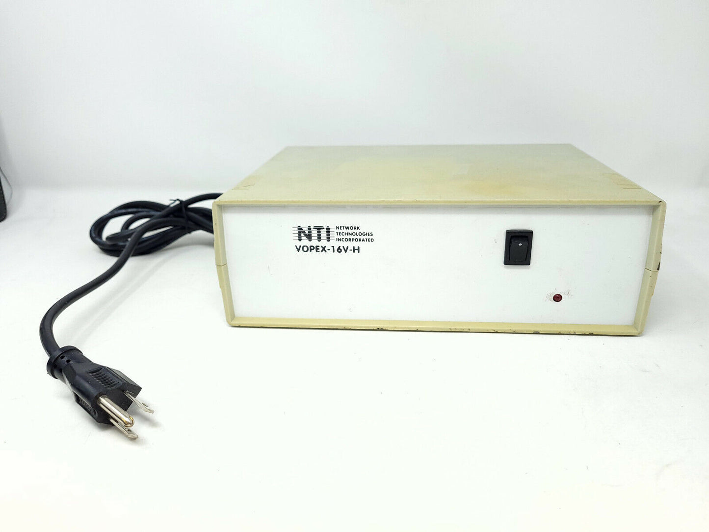 NTI Network Technologies 16-Port VGA Video Splitter NTI Vopex-16V-H - Used