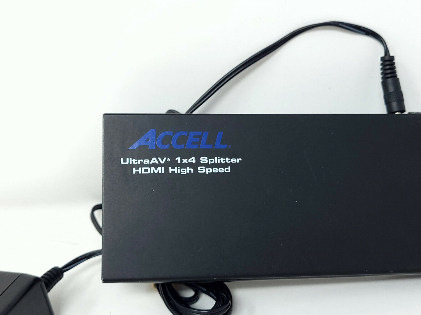 Accell K078C-004B 1x4 Splitter - 1.3 1080p - Store Demo Unit