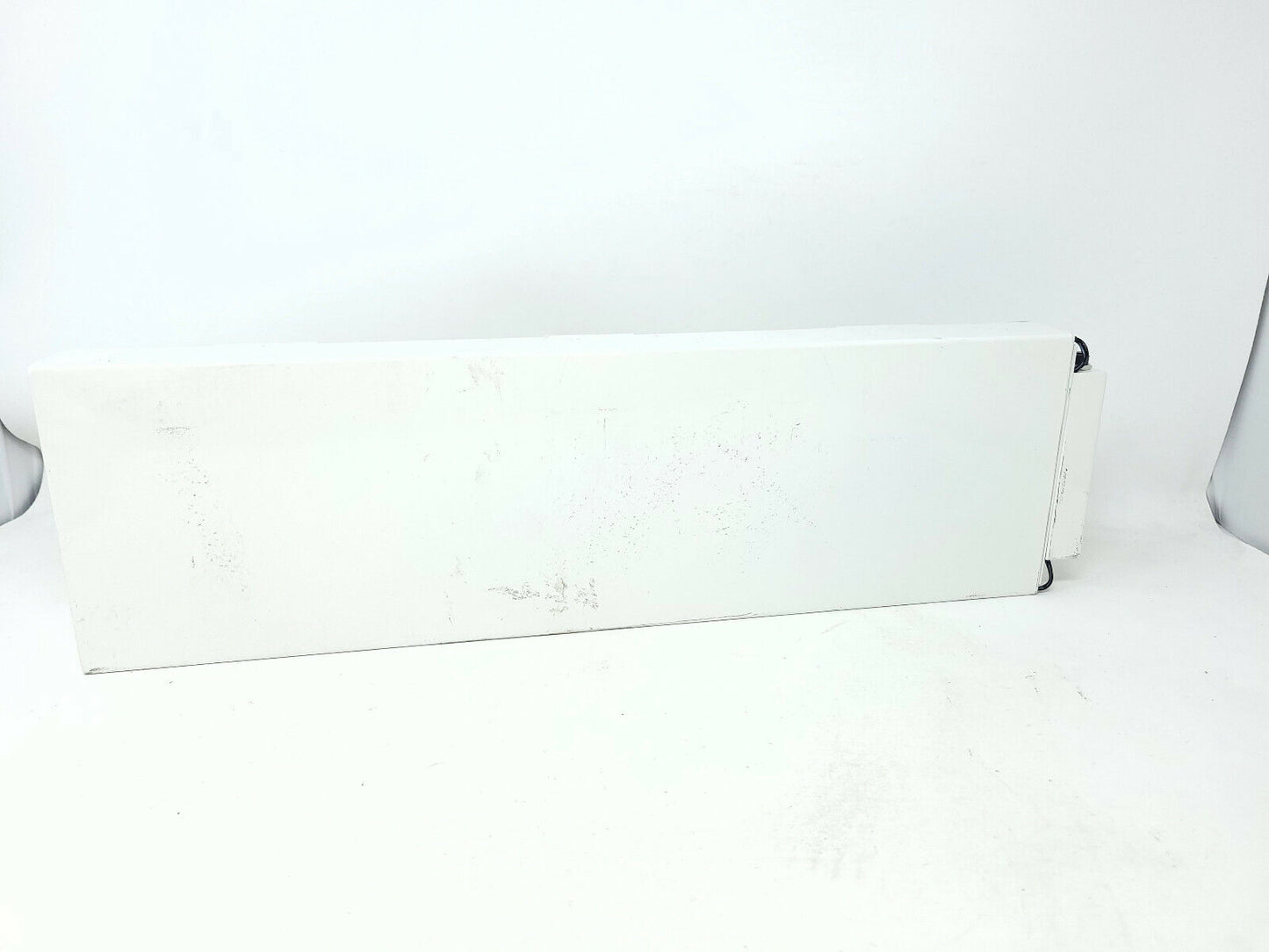 Beats Kiosk display - Light up Beats earbud piece - 20x6x2 - 12V
