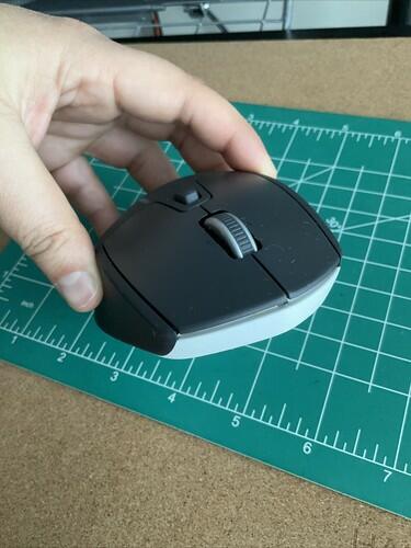 Logitech M720 Multi-Device Wireless Mouse Hyper-Fast Scrolling NO USB DONGLE
