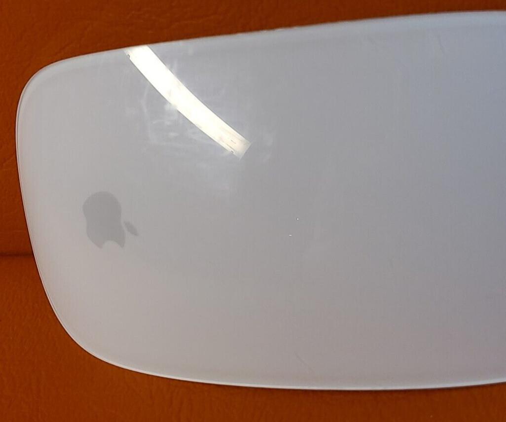 Genuine Apple Magic Mouse - White Multi-Touch Surface A1657 *Working*