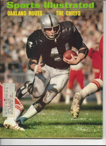 December 17, 1973 Marv Hubbard, Football, Oakland Raiders Sports Illustrated