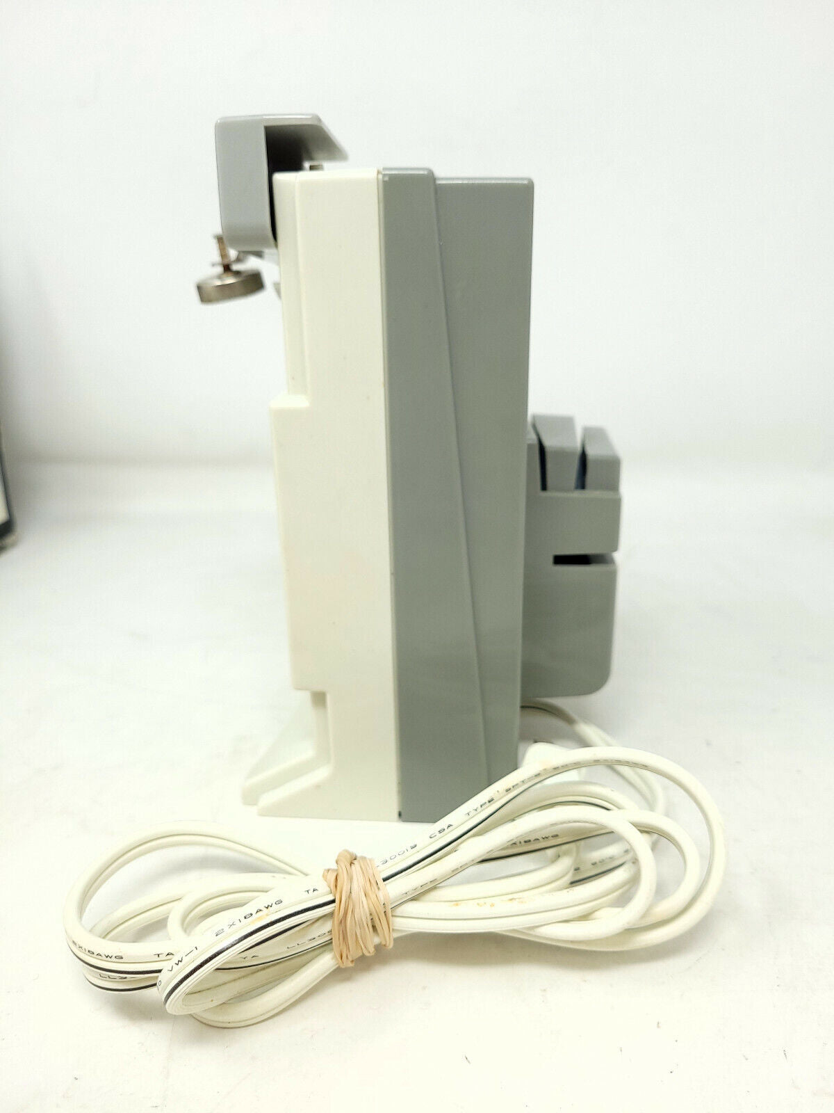 Century II Automatic Electric Can Opener - Vintage with box