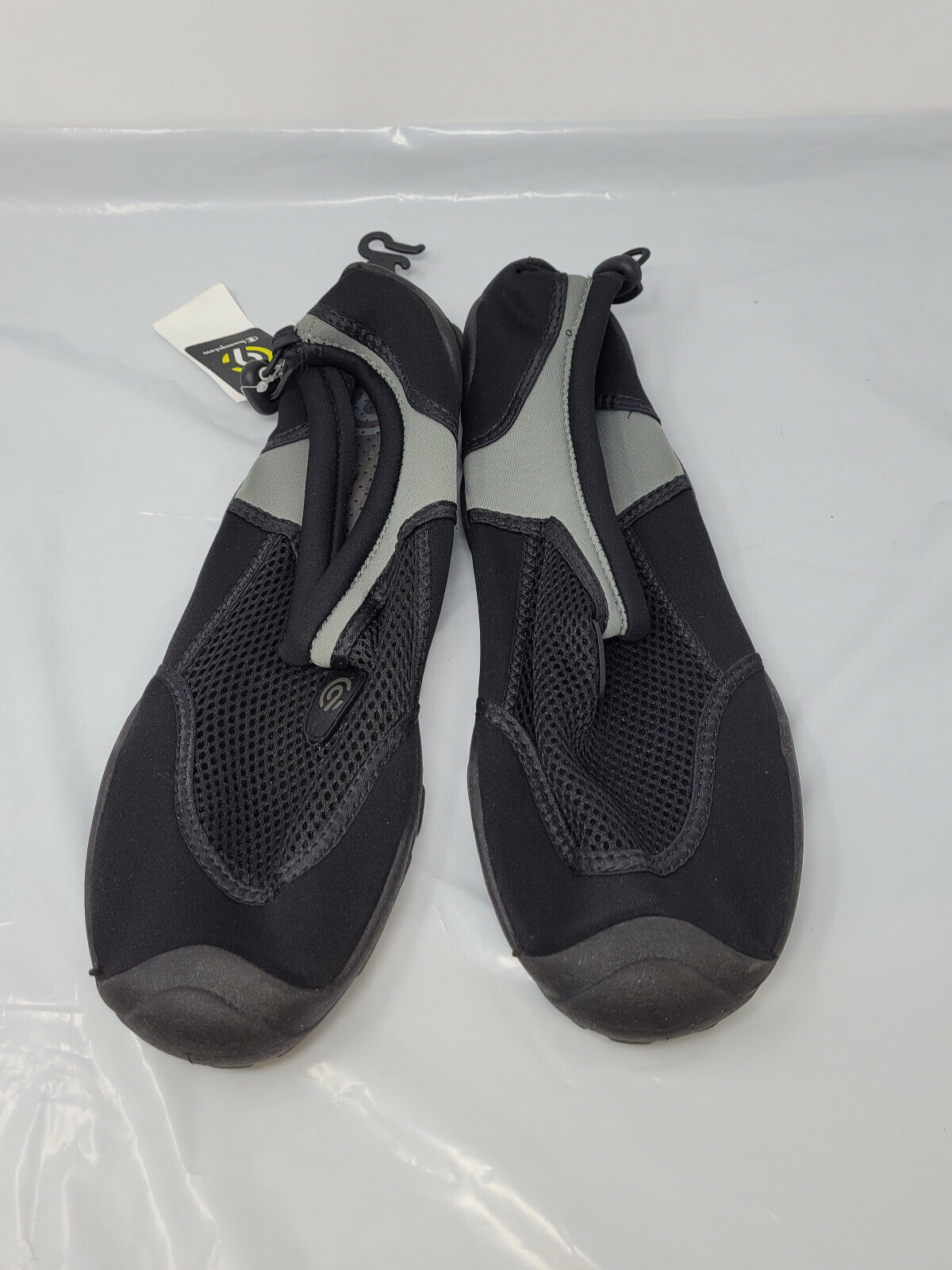 C9 Champion Mens Water Shoes Sz Medium 11/12 Black Aqua Socks Water Sandal