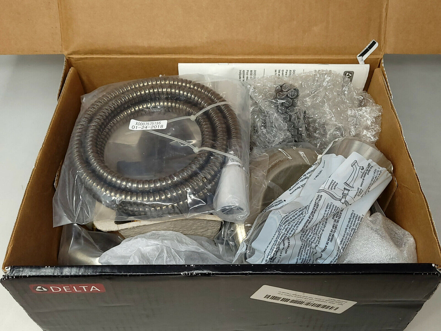Delta 144938DC-SS-120 Lahara 2-in-1 Single-Handle 4-Spray - OPEN BOX - READ